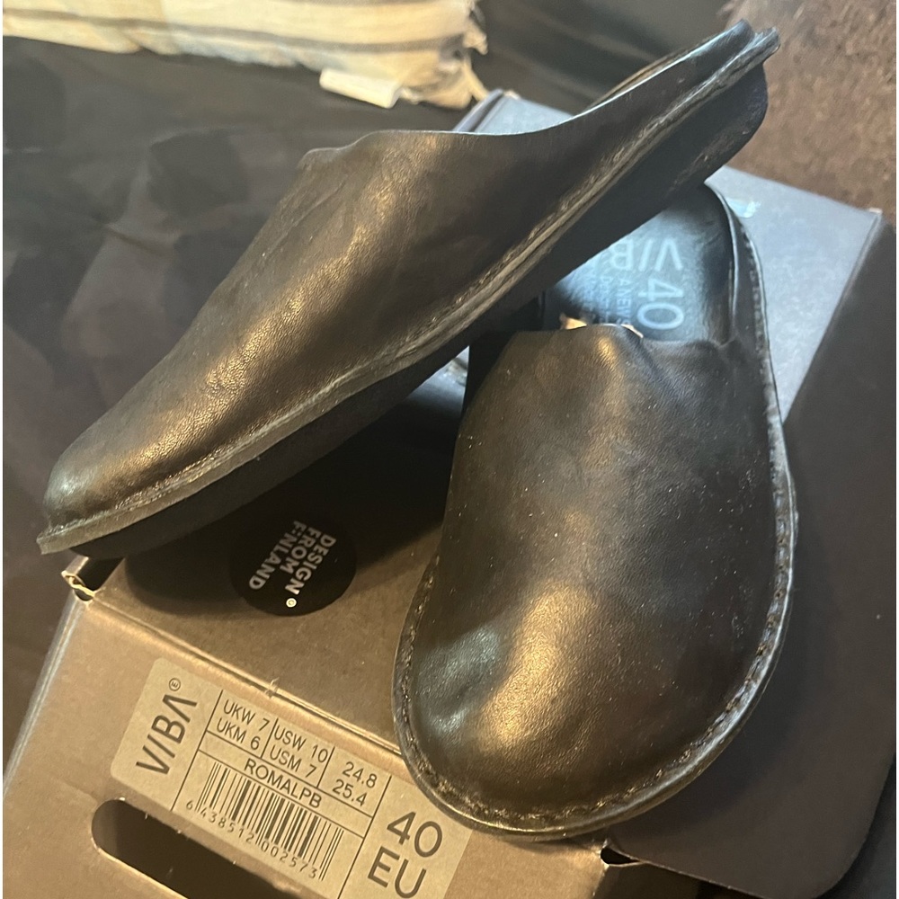 VIBAe ZUMA mules